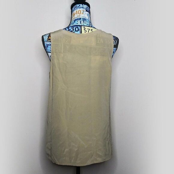 Two VINCE CAMUTO Silk Tank Top Textured Raw Edge Lightweight Flowy Top Sz S - Picture 2 of 7